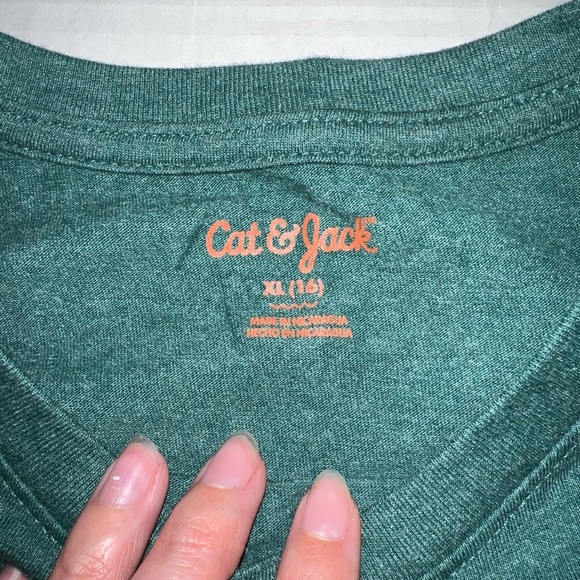 3/$10 KIDS SALE- Cat & Jack Evergreen Trees Tee - Picture 7 of 8